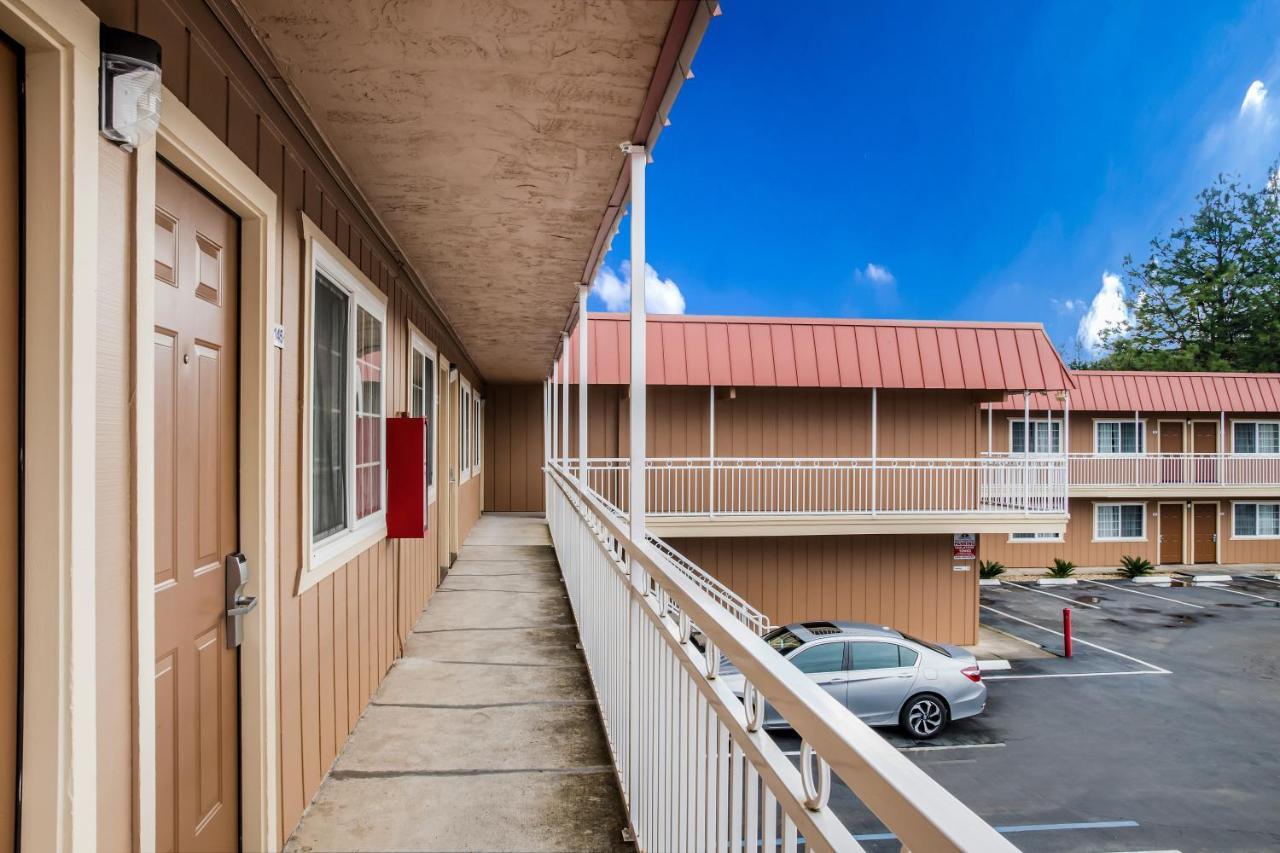 Americas Best Value Inn - Ukiah Kültér fotó