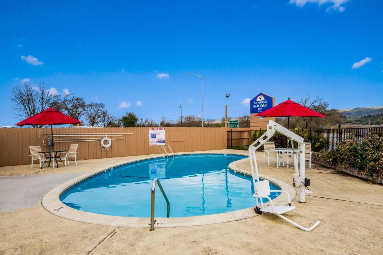 Americas Best Value Inn - Ukiah Kültér fotó