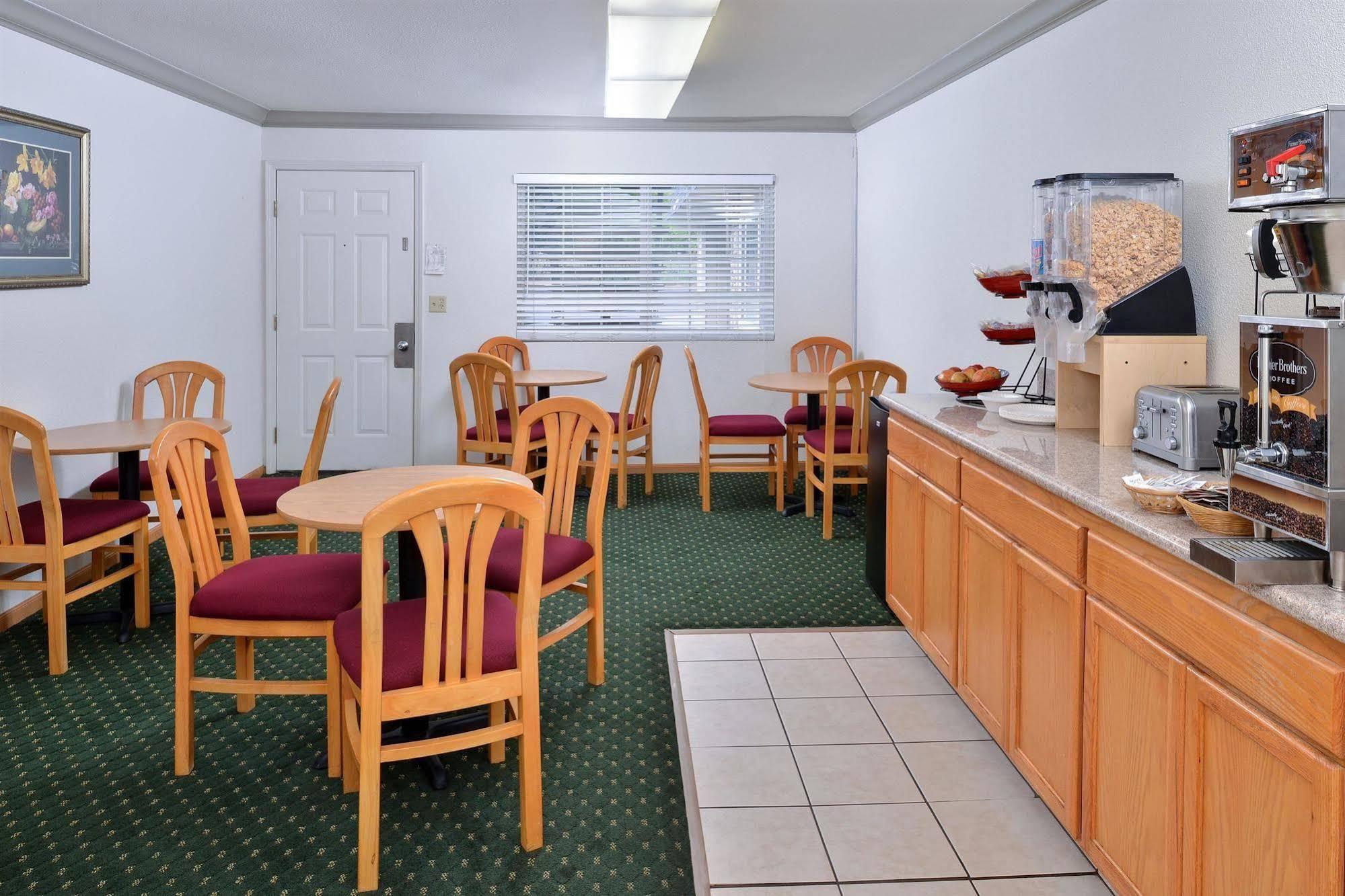 Americas Best Value Inn - Ukiah Kültér fotó